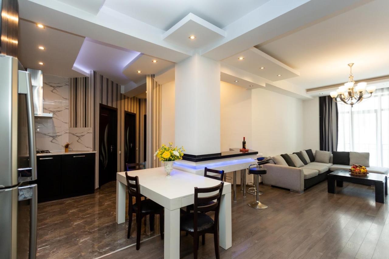 Two Bedroom Apartment In The City Center Τυφλίδα Εξωτερικό φωτογραφία